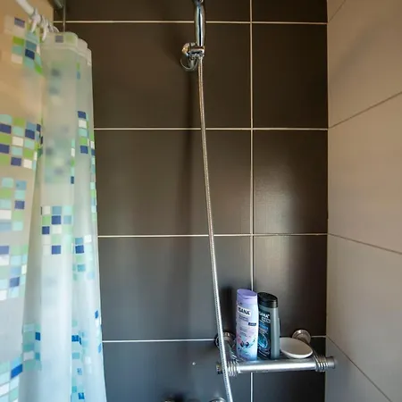 Apartment Tirana Center - Family & Friends - 3Bdr - Perfect For 8 Tirana