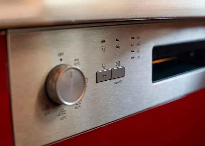 Collective Harmony 3 Bedroom Ideal For Business & Groups * Tirana