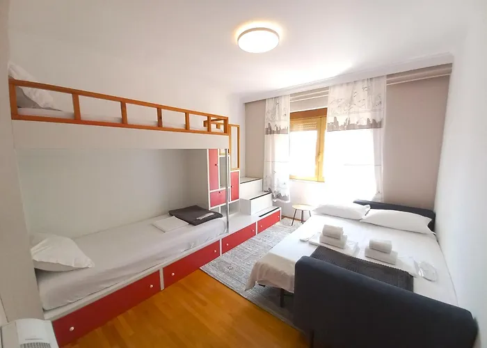 Collective Harmony 3 Bedroom Ideal For Business & Groups Appartement Tirana